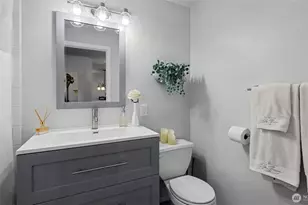 250 NW Dogwood St, Issaquah, WA 98027 - Photo 11