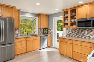 19522 NE 181st St, Woodinville, WA 98077 - Photo 9