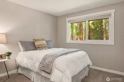 19522 NE 181st Street, Woodinville, WA 98077 - Photo 19