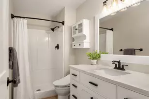 19522 NE 181st St, Woodinville, WA 98077 - Photo 15