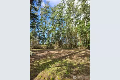 1012 N Scenic Heights Road, Oak Harbor, WA 98277 - Photo 23