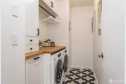 1805 Bellevue Avenue #301, Seattle, WA 98122 - Photo 17