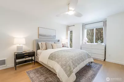 1805 Bellevue Avenue #301, Seattle, WA 98122 - Photo 11
