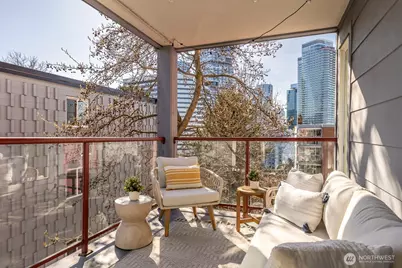 1805 Bellevue Avenue #301, Seattle, WA 98122 - Photo 9