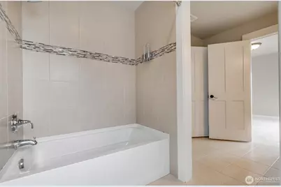 4307 166th Lane SE, Bellevue, WA 98006 - Photo 31