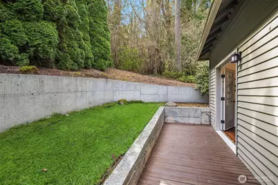 9215 Odin Way, Bothell, WA 98011 - Photo 15