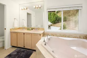 9215 Odin Way, Bothell, WA 98011 - Photo 25