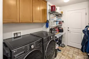 27520 SE 28th Ct, Sammamish, WA 98075 - Photo 39