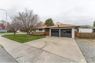 215 Pearl Street, Wenatchee, WA 98801 - Photo 7