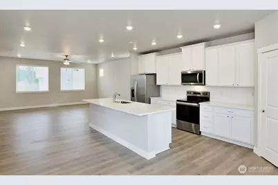 15102 87th Place E, Puyallup, WA 98375 - Photo 5