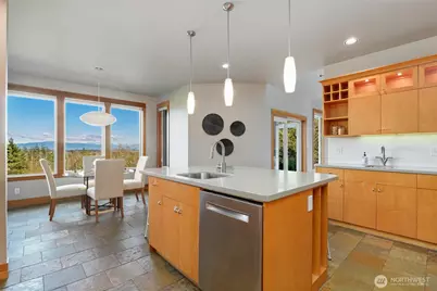 2818 Stein Hill Lane, Custer, WA 98240 - Photo 9