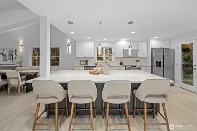 1626 W Beaver Lake Drive SE, Sammamish, WA 98075 - Photo 15