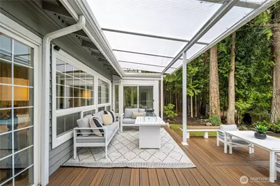 1626 W Beaver Lake Drive SE, Sammamish, WA 98075 - Photo 21