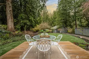 1626 W Beaver Lake Dr SE, Sammamish, WA 98075 - Photo 17