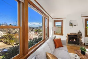 3955 Phinney Ave N, Seattle, WA 98103 - Photo 5