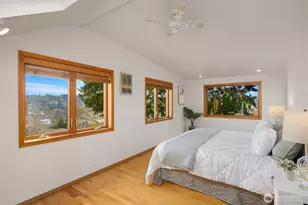 3955 Phinney Ave N, Seattle, WA 98103 - Photo 19