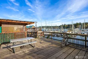 141 Parfitt Way SW, Bainbridge Island, WA 98110 - Photo 17