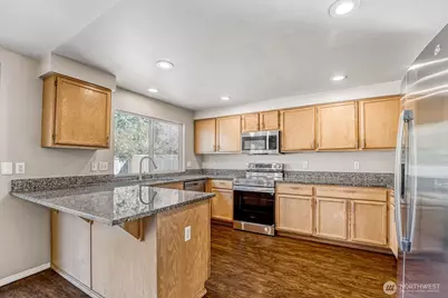 27910 227th Court SE, Maple Valley, WA 98038 - Photo 9