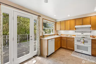 12429 NE 149th Street, Woodinville, WA 98072 - Photo 15