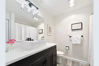 19411 56th Avenue W #220, Lynnwood, WA 98036 - Photo 17