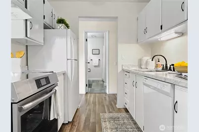 19411 56th Avenue W #220, Lynnwood, WA 98036 - Photo 9