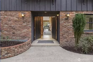 16521 NE 1st Pl, Bellevue, WA 98008 - Photo 1