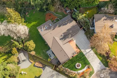 12211 SE 63rd Place, Bellevue, WA 98006 - Photo 39