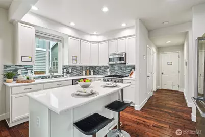 12219 NE 105th Street, Kirkland, WA 98033 - Photo 11