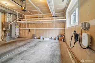 12219 NE 105th St, Kirkland, WA 98033 - Photo 31