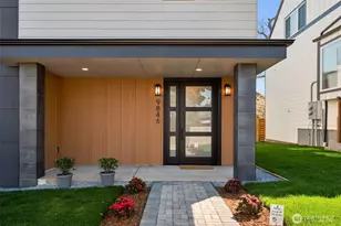 9846 62nd Ave S, Seattle, WA 98118 - Photo 3