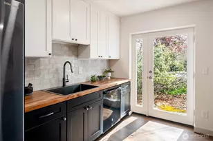 9642 Beacon Ave S, Seattle, WA 98118 - Photo 29