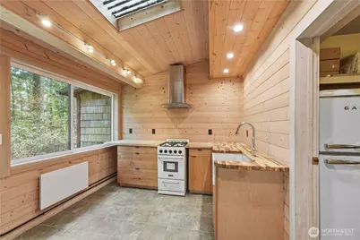 177 Salmonberry Lane, Lopez Island, WA 98261 - Photo 23