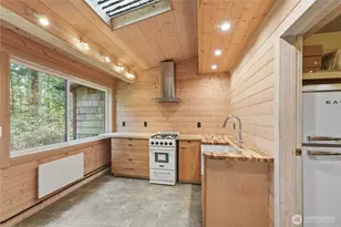 177 Salmonberry Ln, Lopez Island, WA 98261 - Photo 23