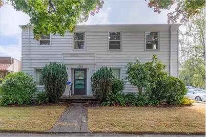 1202 21st Avenue, Longview, WA 98632 - Photo 3