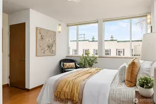 114 N 39th St, Seattle, WA 98103 - Photo 11