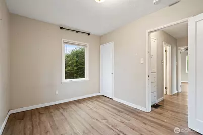 303 S Lafayette Avenue, Bremerton, WA 98312 - Photo 13