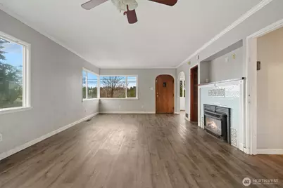 303 S Lafayette Avenue, Bremerton, WA 98312 - Photo 5