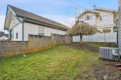 303 S Lafayette Avenue, Bremerton, WA 98312 - Photo 31