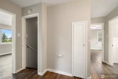 303 S Lafayette Avenue, Bremerton, WA 98312 - Photo 19