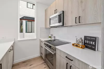 945 NW 61st Street, Seattle, WA 98107 - Photo 9