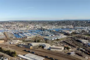 3245 21st Ave W, Seattle, WA 98199 - Photo 31