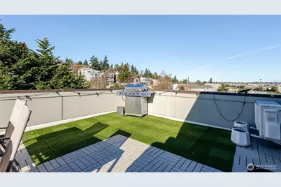 3245 21st Avenue W, Seattle, WA 98199 - Photo 23