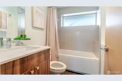 3245 21st Avenue W, Seattle, WA 98199 - Photo 19