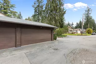 1717 150th Ave SE, Bellevue, WA 98007 - Photo 21