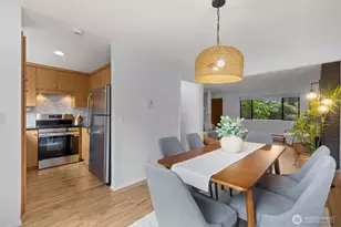 1717 150th Ave SE, Bellevue, WA 98007 - Photo 7