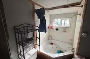 930 Valley Rd, Shelton, WA 98584 - Photo 11