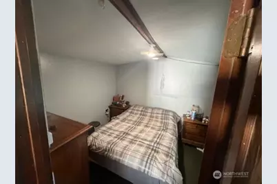 930 Valley Road, Shelton, WA 98584 - Photo 3