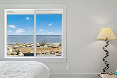 15628 Point Monroe Drive NE, Bainbridge Island, WA 98110 - Photo 11