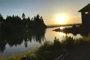 15628 Point Monroe Dr NE, Bainbridge Island, WA 98110 - Photo 25