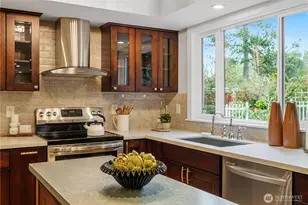 7905 207th Pl SW, Edmonds, WA 98026 - Photo 17